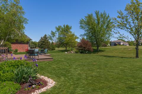 6 Stonehedges Ct, Bloomington, IL 61705 photo 9