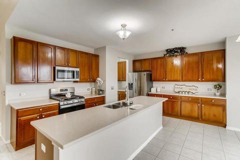 5796 Acorn Ct, Hoffman Estates, IL 60192 photo 7