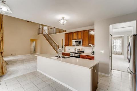 5796 Acorn Ct, Hoffman Estates, IL 60192 photo 8