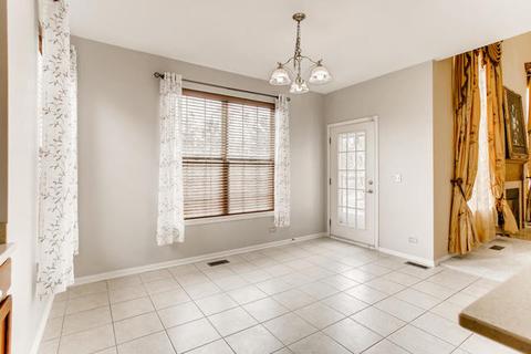 5796 Acorn Ct, Hoffman Estates, IL 60192 photo 10