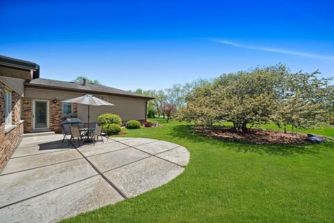 3023 E Cedar Ln, Crete, IL 60417 photo 5