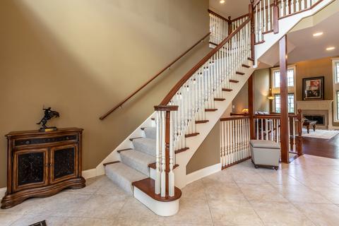 1781 Rizzi Ln, Bartlett, IL 60103 photo 3