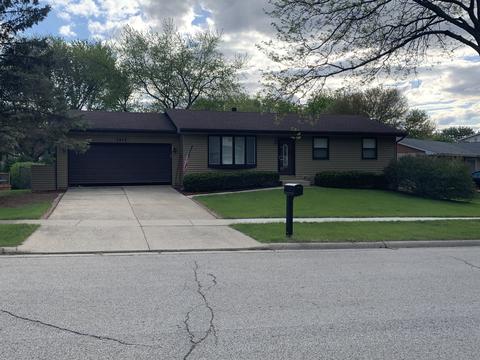 1915 Powder River Path, Elgin, IL 60123 photo 1