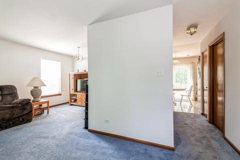4518 Mallard Ln, Plainfield, IL 60586 photo 8