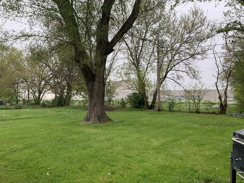 1841 E Laurel St, Kankakee, IL 60901 photo 3