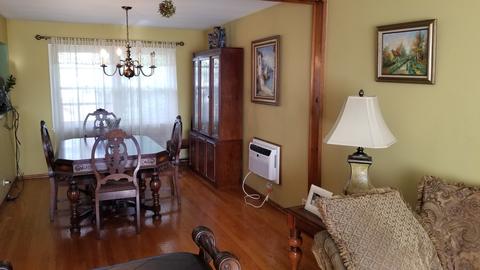 1505 Marshall Dr, Des Plaines, IL 60016 photo 5