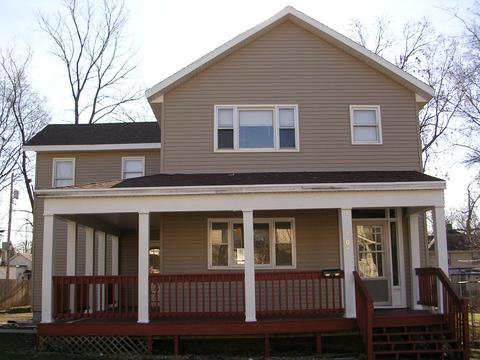 707 E Market St, Bloomington, IL 61701 photo 1