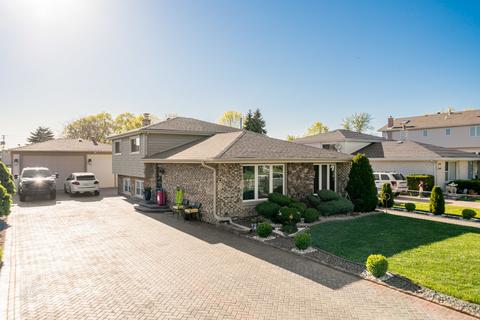 7344 Beloit Ave, Bridgeview, IL 60455 photo 2