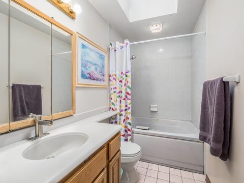 2409 Rona Dr, Cary, IL 60013 photo 10