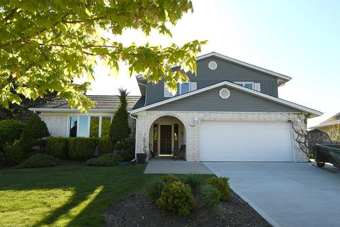 15420 Cherry Ln, Oak Forest, IL 60452 photo 1