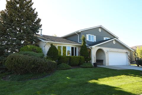 15420 Cherry Ln, Oak Forest, IL 60452 photo 2