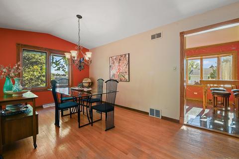 15420 Cherry Ln, Oak Forest, IL 60452 photo 9