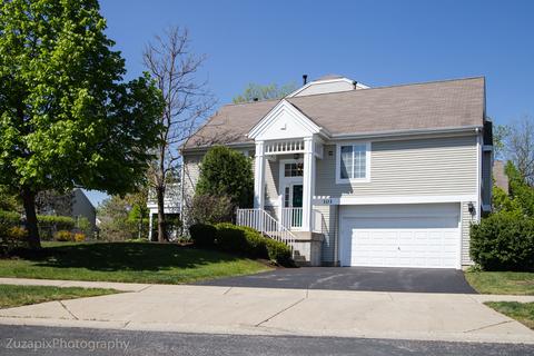 101 Cantal Ct, Wheeling, IL 60090 photo 2