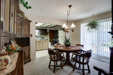260 Miner St, Bensenville, IL 60106 photo 7