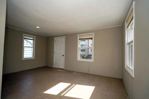 914 2nd Ave, Aurora, IL 60505 photo 6