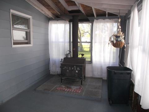 395 S 1st St, Sheldon, IL 60966 photo 7