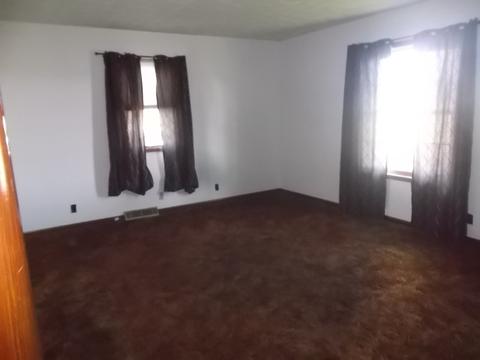 395 S 1st St, Sheldon, IL 60966 photo 18