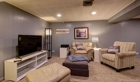323 Alschuler Dr, Aurora, IL 60506 photo 41