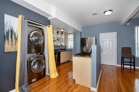 2339 E 72nd St #2E, Chicago, IL 60649 photo 14
