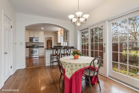1150 Westview Rd, Glenview, IL 60025 photo 7
