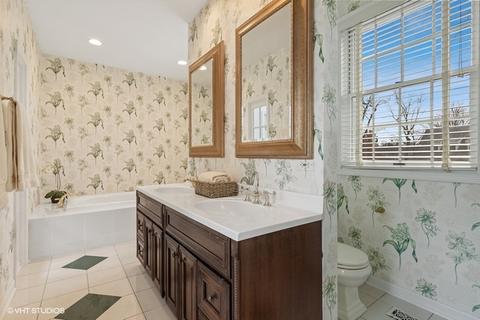 1150 Westview Rd, Glenview, IL 60025 photo 17