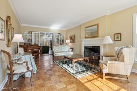 1150 Westview Rd, Glenview, IL 60025 photo 3
