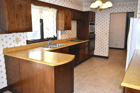 502 Ridge Ln, Eureka, IL 61530 photo 8