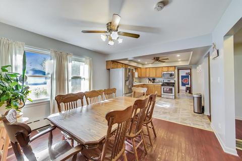 810 N Cherry St, Addison, IL 60101 photo 4