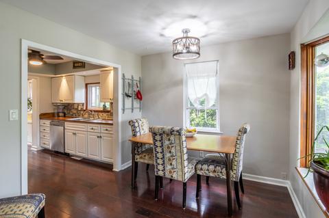 7526 Arlene Ave, Willowbrook, IL 60527 photo 9