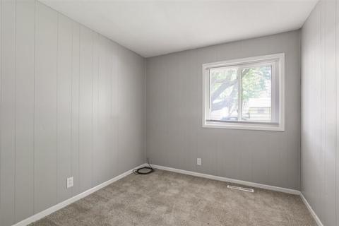 1709 Burnetta St, Champaign, IL 61821 photo 12