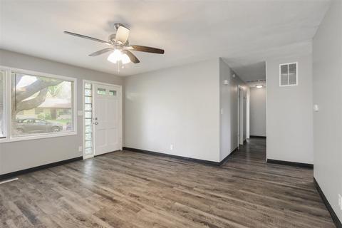 1709 Burnetta St, Champaign, IL 61821 photo 7