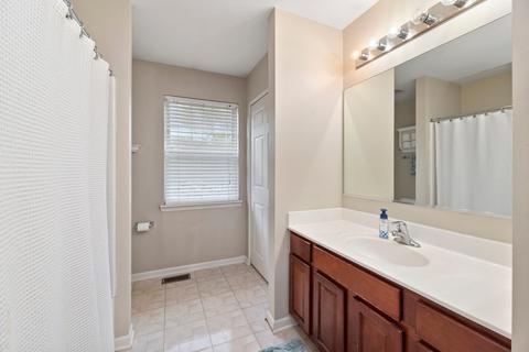 703 Sumac Dr, Aurora, IL 60506 photo 17