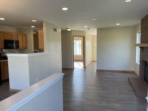 1029 Daniel St, Plano, IL 60545 photo 4