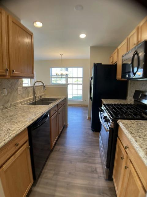 1029 Daniel St, Plano, IL 60545 photo 7