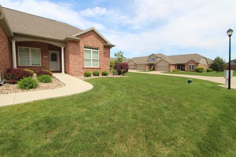 26 Monarch Dr, Bloomington, IL 61704 photo 3