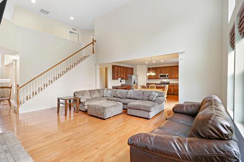 561 Tuscany Dr, Algonquin, IL 60102 photo 4
