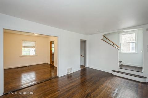 8615 S Champlain Ave, Chicago, IL 60619 photo 3