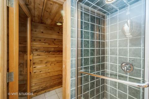 8615 S Champlain Ave, Chicago, IL 60619 photo 10