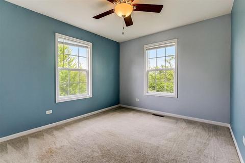 1221 Bradley Cir, Elgin, IL 60120 photo 20