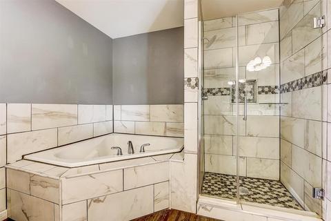 1221 Bradley Cir, Elgin, IL 60120 photo 18