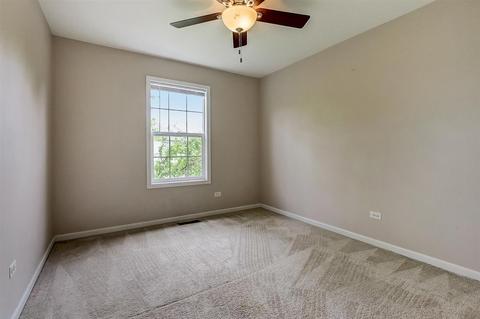 1221 Bradley Cir, Elgin, IL 60120 photo 22