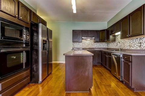 1221 Bradley Cir, Elgin, IL 60120 photo 11