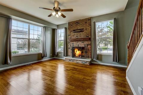 1221 Bradley Cir, Elgin, IL 60120 photo 3