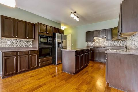 1221 Bradley Cir, Elgin, IL 60120 photo 10