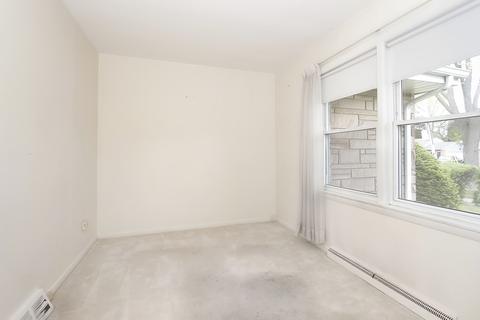 788 S 5th Ave, Des Plaines, IL 60016 photo 12