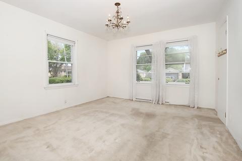 788 S 5th Ave, Des Plaines, IL 60016 photo 10