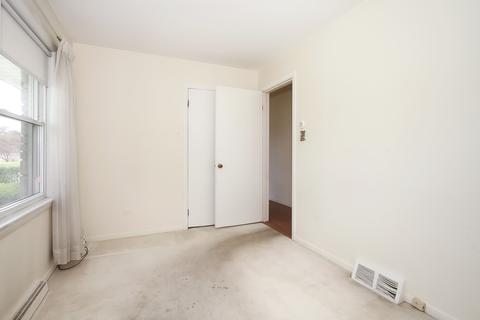 788 S 5th Ave, Des Plaines, IL 60016 photo 13
