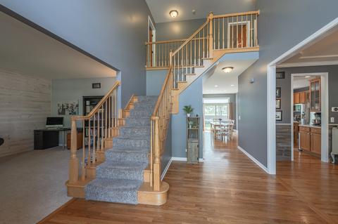 2145 Gardner Cir W, Aurora, IL 60503 photo 4
