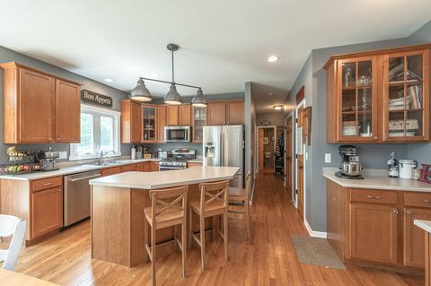 2145 Gardner Cir W, Aurora, IL 60503 photo 7