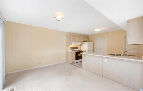 1363 Spaulding Rd, Bartlett, IL 60103 photo 8